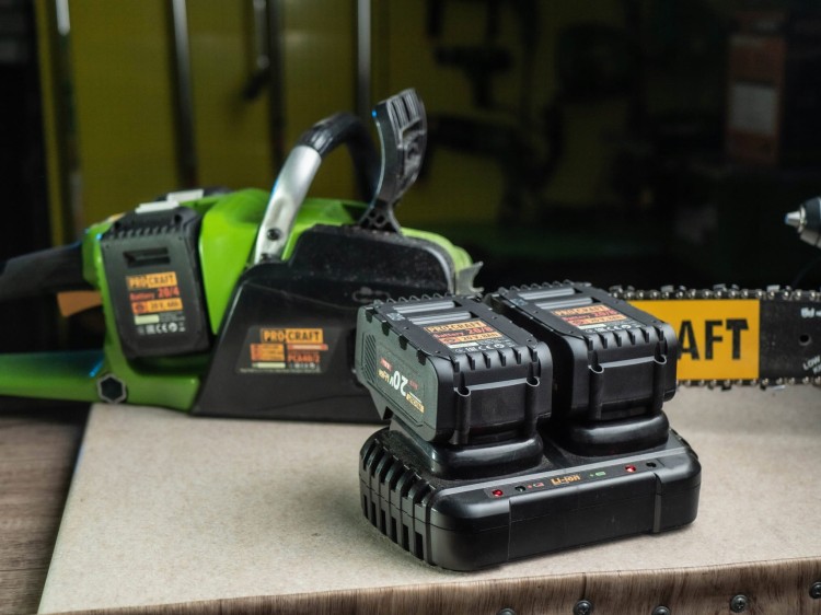Procraft 20/2 Ładowarka Akumulatorów 20v Li-ion Na 2 Akumulatory - użycie