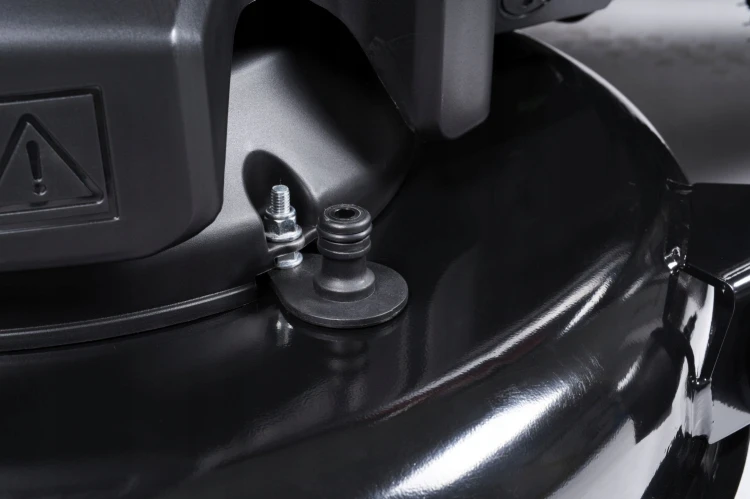 Oleo-Mac Kosiarka Traktorek Ogrodowy Om102r/16k 452cc