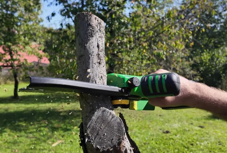Procraft Pka32li Piła Łańcuchowa Akumulatorowa 20v Bezszczotkowa 2 Prowadnice