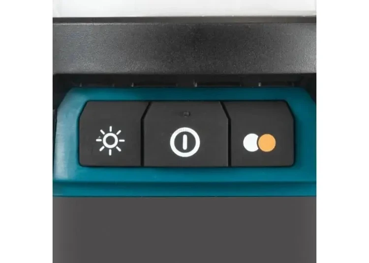 Makita mr010gz radio lampa latarka xgt 40v Max bluetooth USB