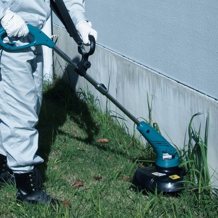 Makita UR3000 podkaszarka elektryczna 450 w 9000 obr./min