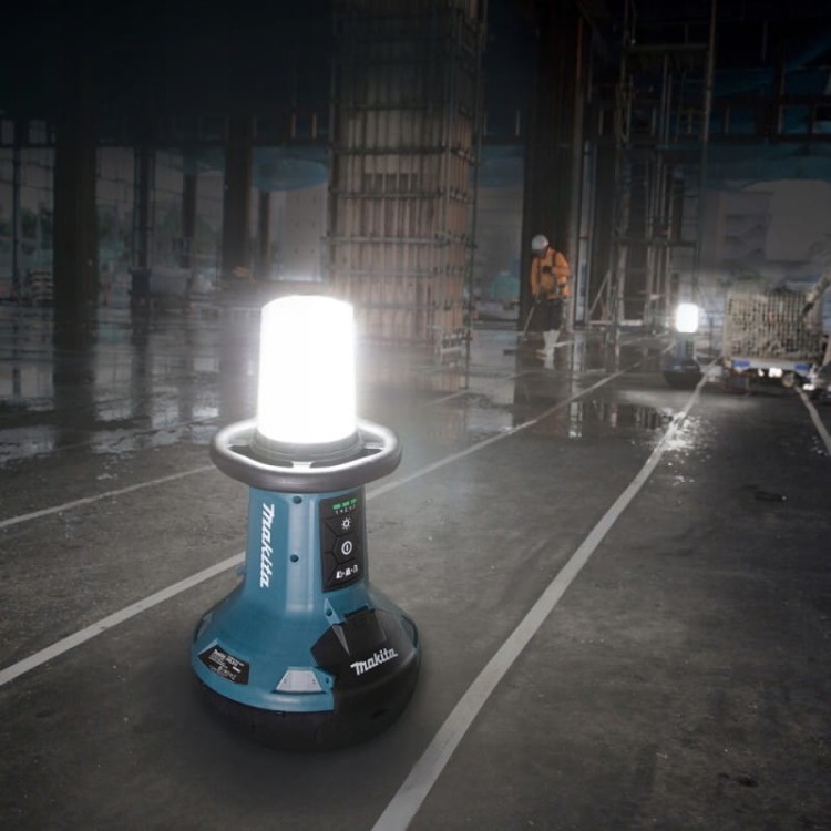 Makita DML810 Lampa budowlana LED strefowa 14,4/18V 230V