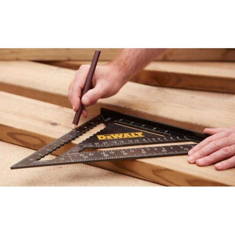 Kątownik Stalowy - Przymiar Dekarski  Dewalt DWHT46031-0 177 mm | 7”