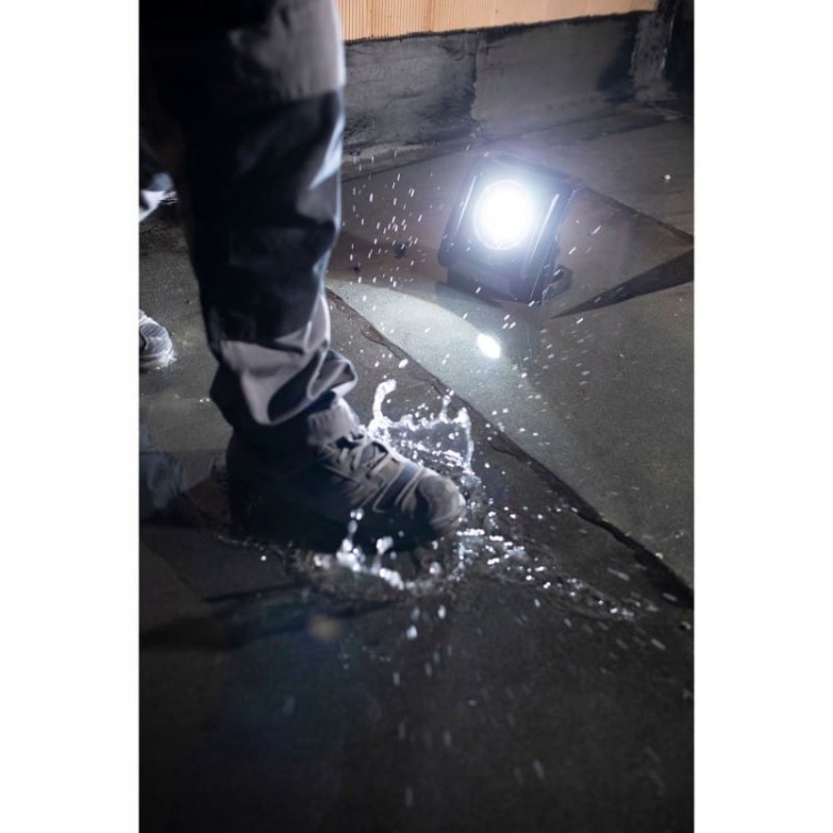 Brennenstuhl reflektor lampa led lampa warsztatowa 60w 18v/230 bosch dewalt makita metabo