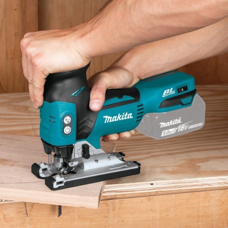 Makita DJV181ZJ Wyrzynarka Aku 18v + Makpac +smycz
