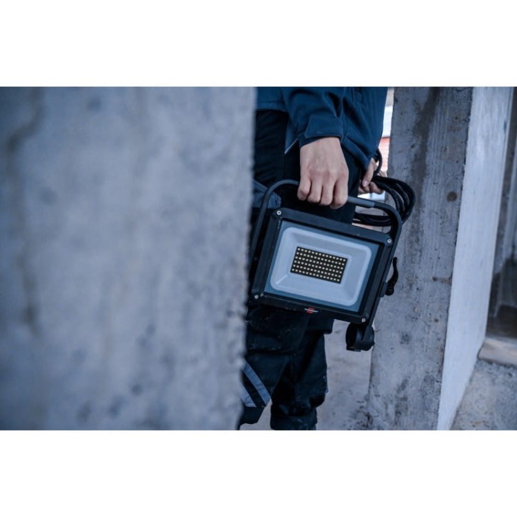 Brennenstuhl lampa led reflektor led budowlany roboczy ściemnialny jaro 100w ip65 5m