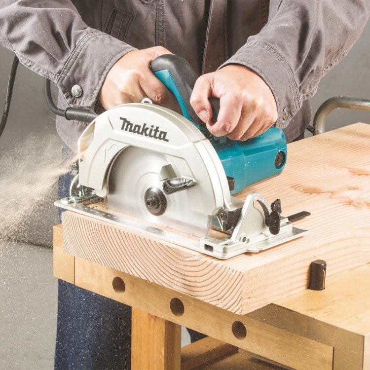 Makita HS7611 pilarka tarczowa  ręczna  1600W 5500 obr./min 190 mm
